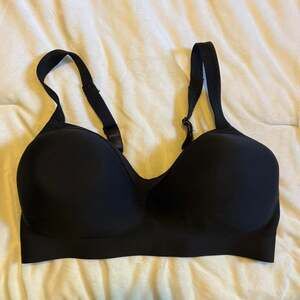Hanes Ultimate ComfortFlex Fit Wireless Bra